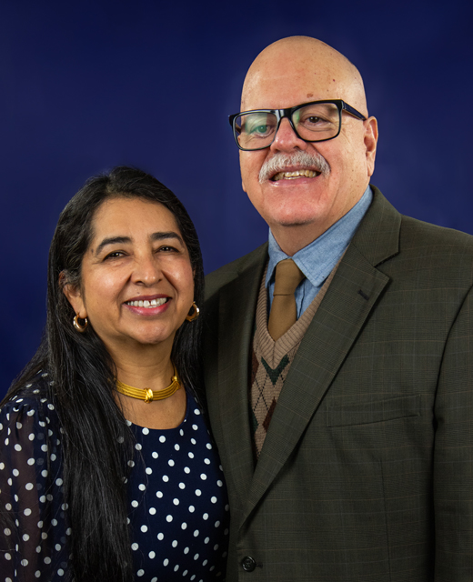 omar-and-patricia-herran-img_0569-520x640